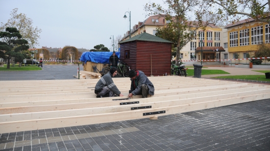 131121_jegpalya_epites